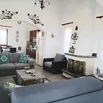 Luxury Ntina