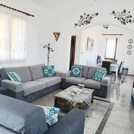 Luxury Ntina Marónia