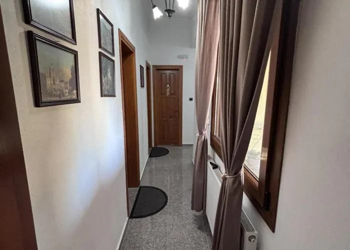 Luxury Ntina Marónia